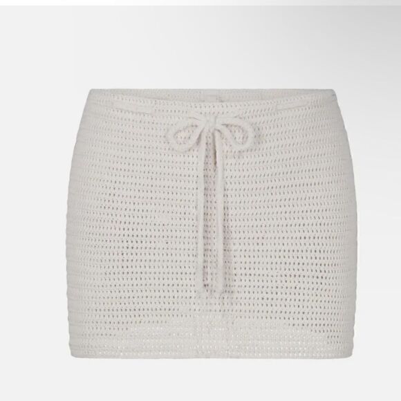 NWT SKIMS Crochet swim mini crochet skirt - Picture 4 of 5